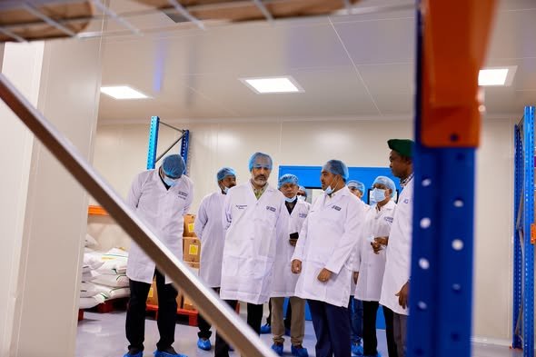 HC Amb Abhishek Singh visited Sam Pharmaceutical's facility in Lagos today, appreciating the 55-year legacy of this Indian-owned pharmaceutical company in Nigeria. With over 1,200 Nigerians employed, Sam Pharma exemplifies the strong India–Nigeria partnership in healthcare, job creation and industrial growth.